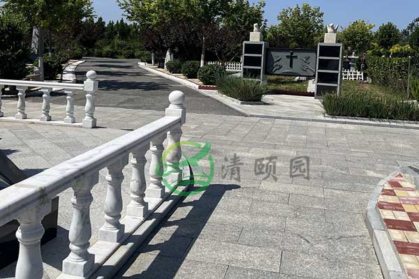 山川作伴，绿意盎然，北京清颐园公墓的生态纪念园